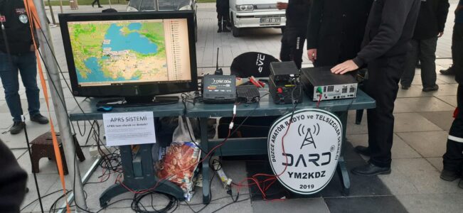 svg+xml,%3Csvg%20xmlns%3D%22http%3A%2F%2Fwww.w3 12 Kasım 2022 Ulusal Deprem Tabikatı.