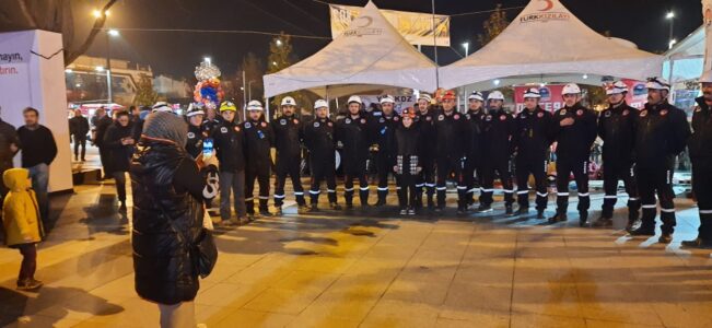 svg+xml,%3Csvg%20xmlns%3D%22http%3A%2F%2Fwww.w3 12 Kasım 2022 Ulusal Deprem Tabikatı.