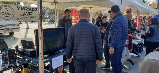 svg+xml,%3Csvg%20xmlns%3D%22http%3A%2F%2Fwww.w3 12 Kasım 2022 Ulusal Deprem Tabikatı.