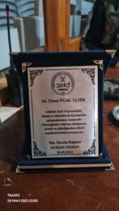 svg+xml,%3Csvg%20xmlns%3D%22http%3A%2F%2Fwww.w3 Kocaeli B.Bld. davetlisi olarak iftar programına katıldık.