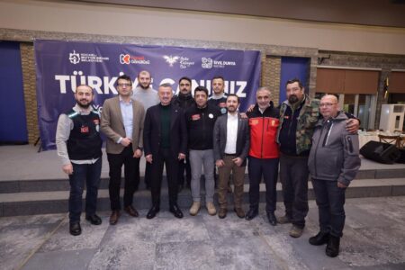 svg+xml,%3Csvg%20xmlns%3D%22http%3A%2F%2Fwww.w3 Kocaeli B.Bld. davetlisi olarak iftar programına katıldık.