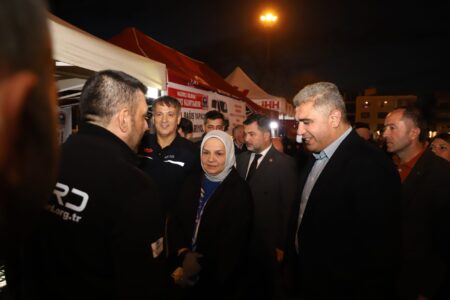 svg+xml,%3Csvg%20xmlns%3D%22http%3A%2F%2Fwww.w3 24. YILINDA 12 KASIM '99 DEPREMİ