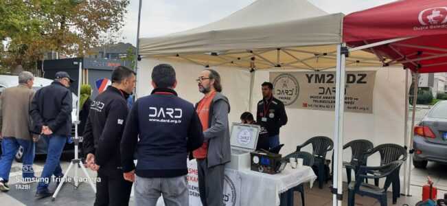 svg+xml,%3Csvg%20xmlns%3D%22http%3A%2F%2Fwww.w3 24. YILINDA 12 KASIM '99 DEPREMİ