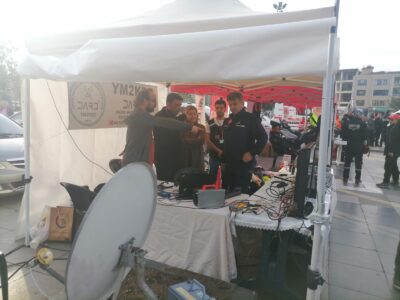 svg+xml,%3Csvg%20xmlns%3D%22http%3A%2F%2Fwww.w3 24. YILINDA 12 KASIM '99 DEPREMİ