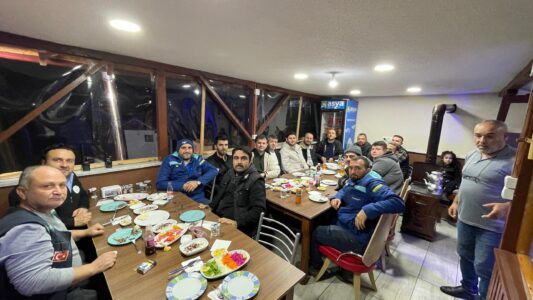 svg+xml,%3Csvg%20xmlns%3D%22http%3A%2F%2Fwww.w3 Dard81 5. Geneleksel Yemek Etkinliği