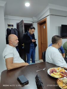 svg+xml,%3Csvg%20xmlns%3D%22http%3A%2F%2Fwww.w3 DARD81’den TRAC Karadeniz Ereğli Şubesi’ne Dostluk Ziyareti