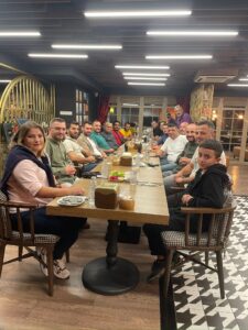 svg+xml,%3Csvg%20xmlns%3D%22http%3A%2F%2Fwww.w3 DARD81’den TRAC Karadeniz Ereğli Şubesi’ne Dostluk Ziyareti