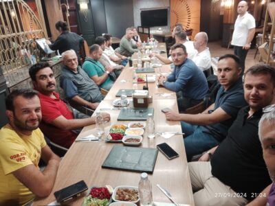 svg+xml,%3Csvg%20xmlns%3D%22http%3A%2F%2Fwww.w3 DARD81’den TRAC Karadeniz Ereğli Şubesi’ne Dostluk Ziyareti